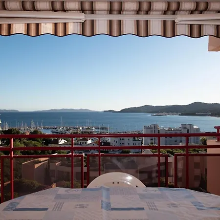 Le Lavandou, T2 Avec Piscine, 4 Couchages Proche Le Lavandou